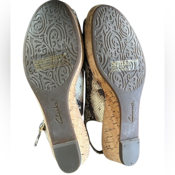 Clarks Artisan Orlena Snakeskin Wedge Sandals - Currant Natural Print - Size 8.5 - Picture 5 of 6